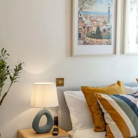 Enfield House 4 Bedroom-North London-Free Parking Exterior photo