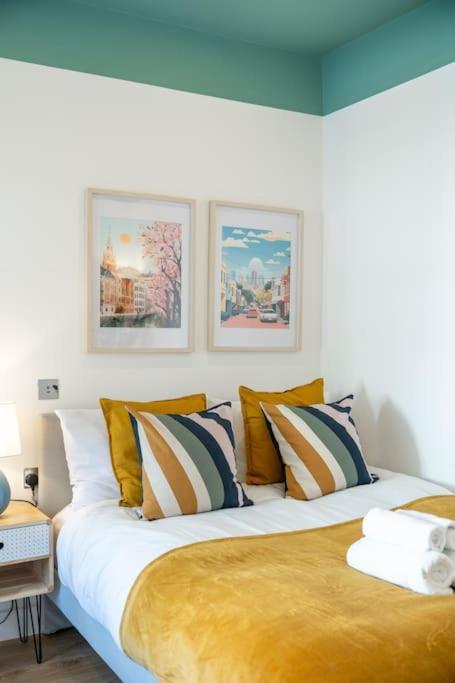 House 4 Bedroom-north London-free Parking Enfield
