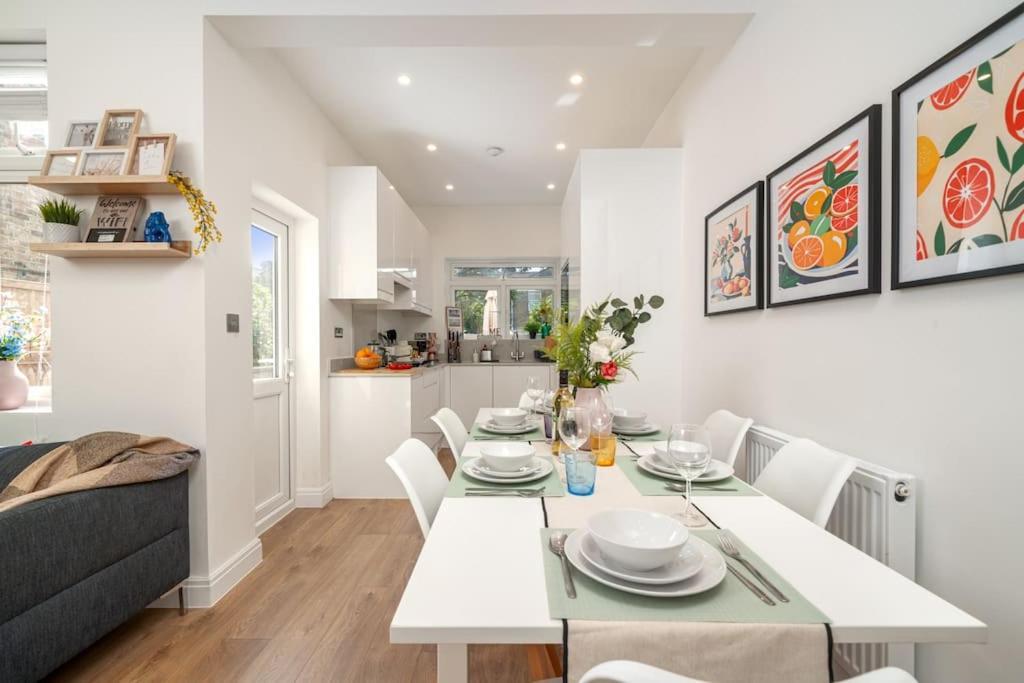 House 4 Bedroom-north London-free Parking *